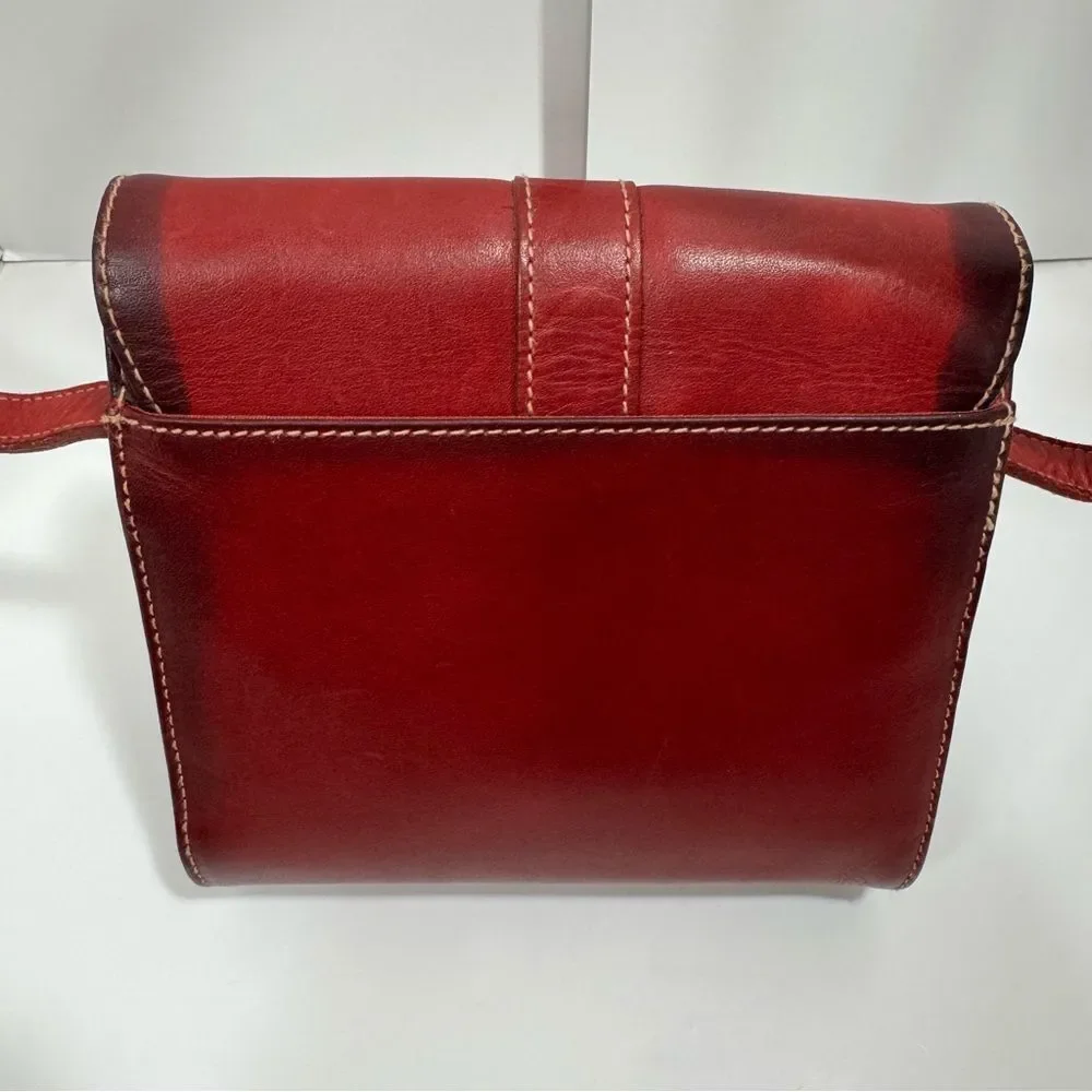 G.H Bass & Co.Womens Red Vintage Genuine Leather Crossbody Bag